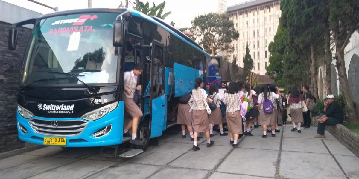 Sewa Bus Pariwisata Di jakarta Selatan