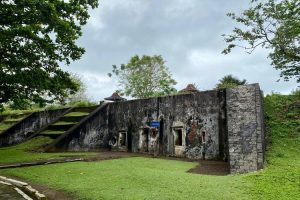 Benteng Pendem