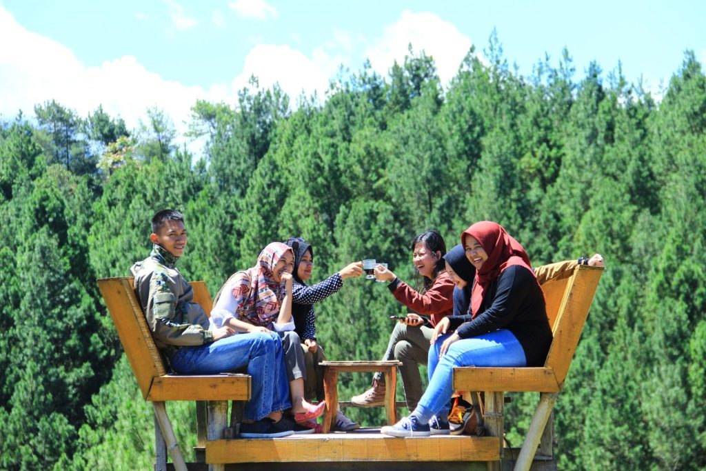 Taman Gantung pinusan kragilan