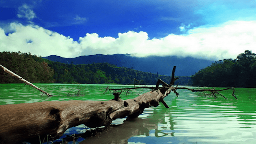 Telaga Warna 