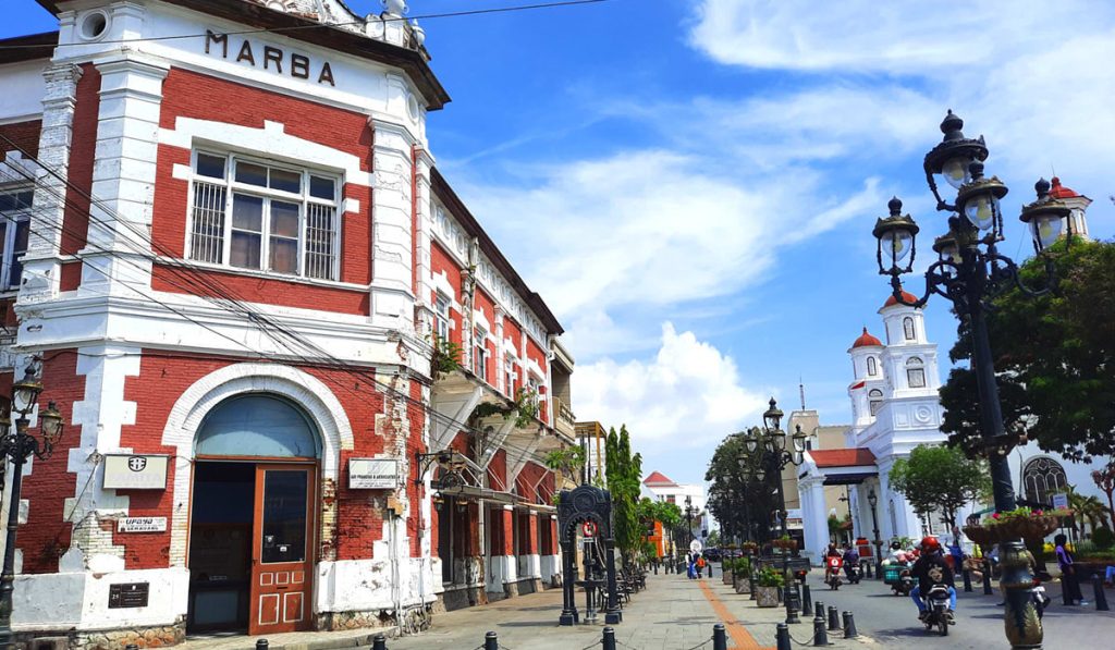 sewa bus bogor semarang