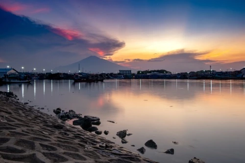 pantai kejawanan