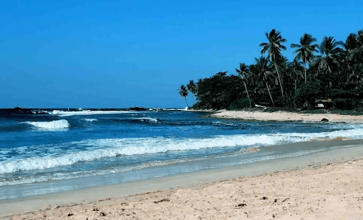Pantai Carita serang