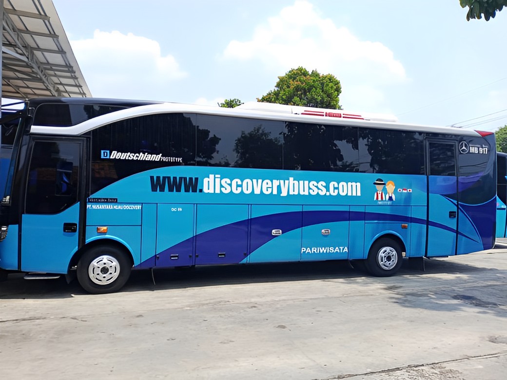 sewa bus rombongan depok