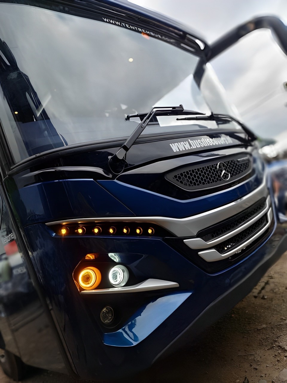 Rute dan Harga Sewa Bus Pariwisata Jabodetabek