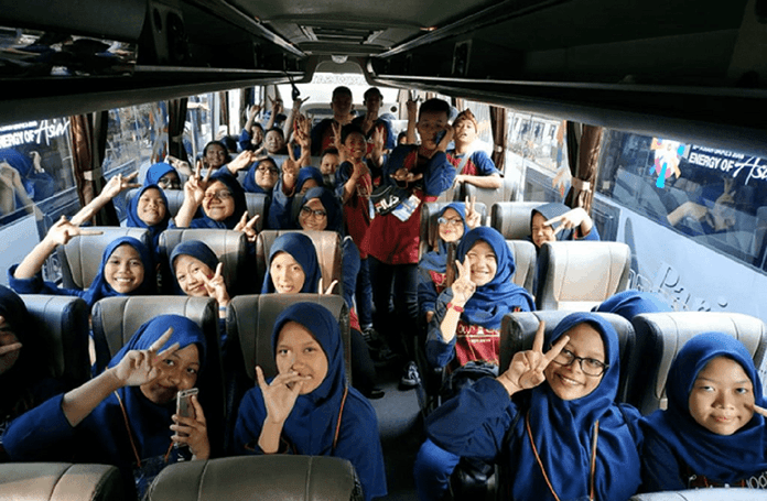 bus study tour Jogja