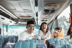 Harga Sewa Bus Pariwisata Murah? Periksa Hal Ini