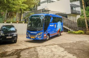 Sewa Bus Pariwisata untuk Wisata Industri Harga