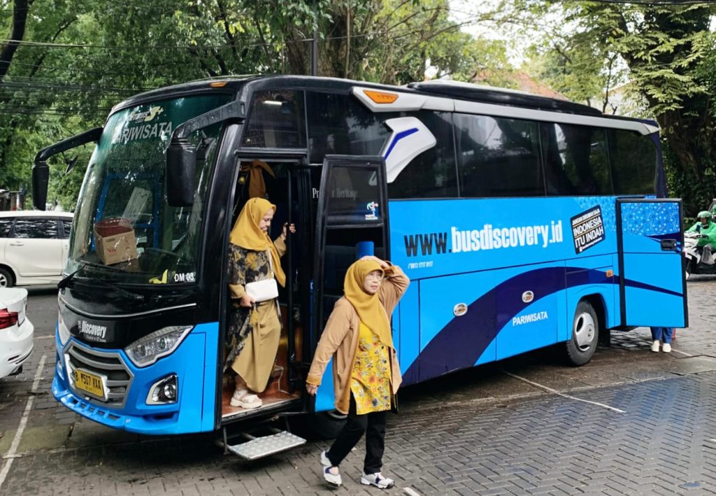 Sewa Bus Premium Jakarta: Fasilitas, Harga, Rekomendasi