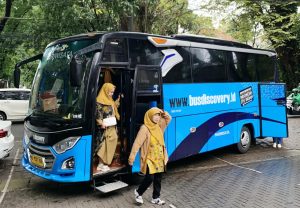 Sewa Bus Premium Jakarta: Fasilitas, Harga, Rekomendasi