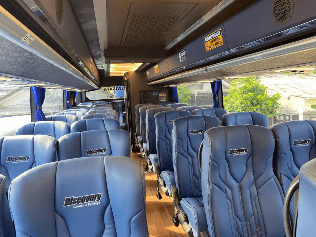 jok kulit bus pariwisata