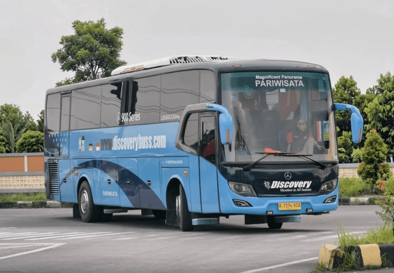 armada big bus