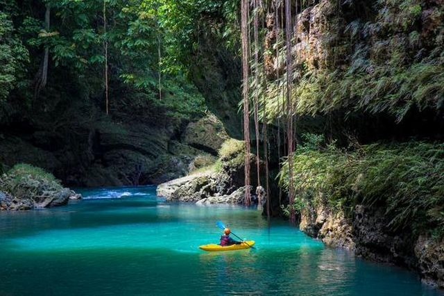Green Canyon dan Pantai Batu Karas, Pangandaran