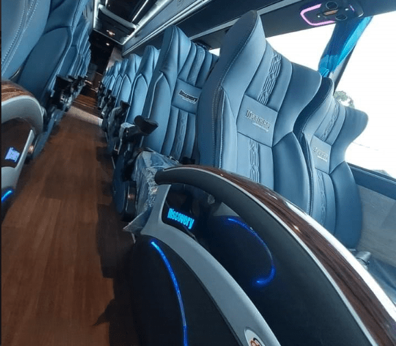 captain seat bus