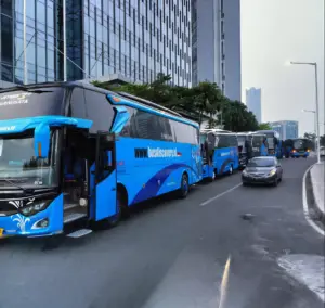 shuttle bus