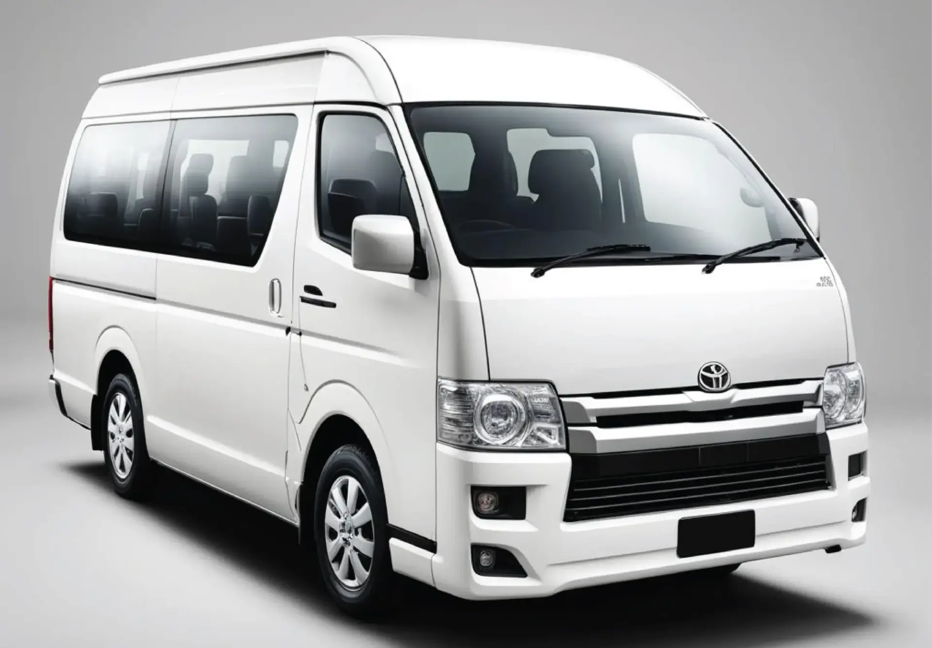 armada bus kecil hiace