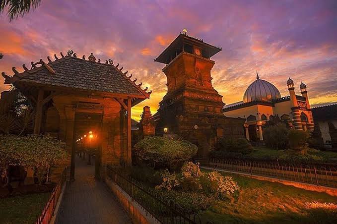 destinasi wisata kudus
